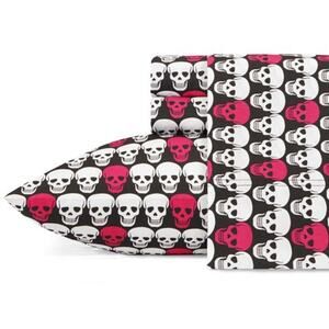 Betsey Johnson Soft Lightweight Bedding, Fade Wrinkle Resistant Queen Skulls NWT